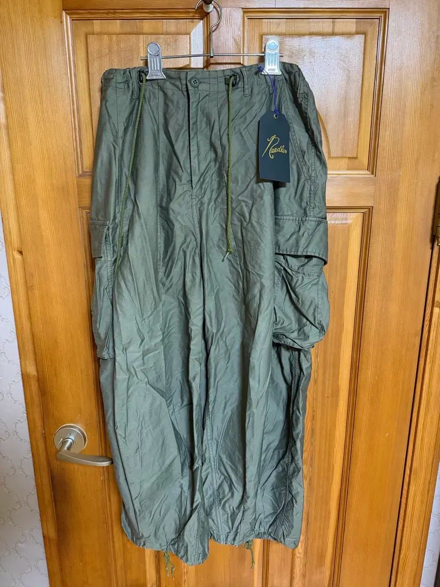 ニードルズ H D BDU パンツ オリーブ