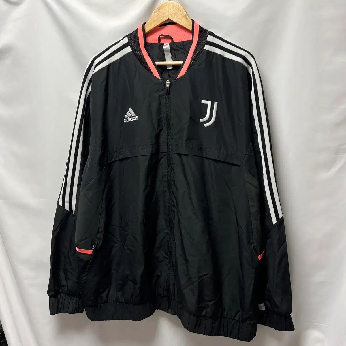正規品 / 3XL adidas アディダス ユヴェントス 22-23 トレーナー ブラック ウィンドブレーカー