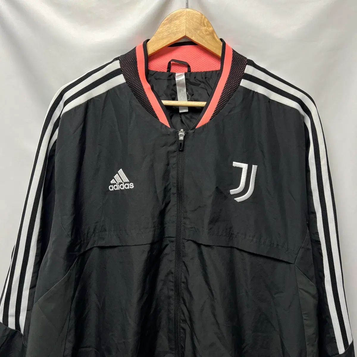 正規品 / 3XL adidas アディダス ユヴェントス 22-23 トレーナー ブラック ウィンドブレーカー