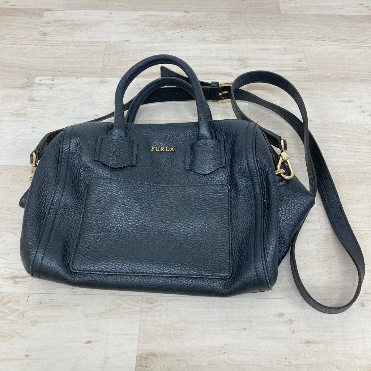 FURLA/フルラ 2way ハンドバッグ/ショルダーバッグ ブラック ゴールド