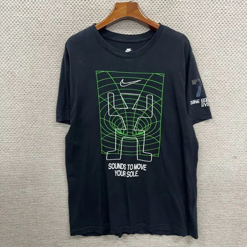 ナイキ 半袖T M D09857