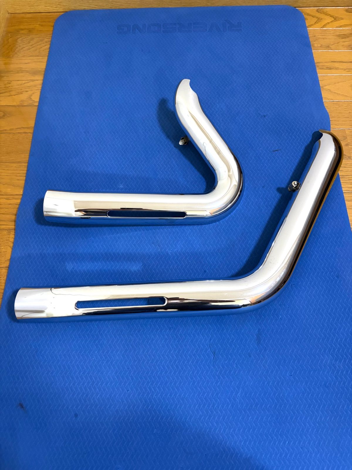 ソフテイル ミルウォーキーエイト M8 マフラー エキパイヒートガード