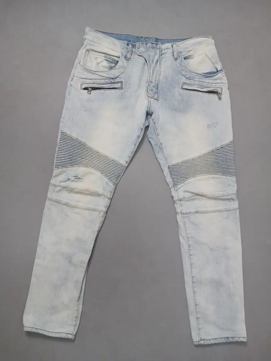 34 BALMAIN バルマン ライト ブルー ウォッシュ バイカー スリム