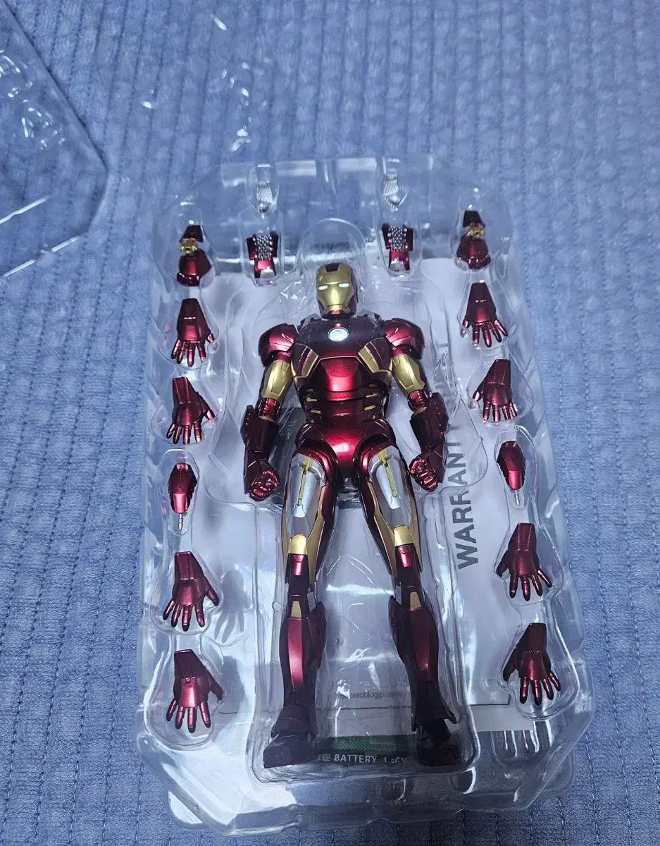 threezero マーク7