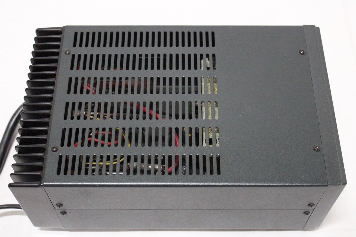 アイコム IC-PS15 安定化電源 ICOM アマチュア 無線機 ITPF8X37RW8I-D