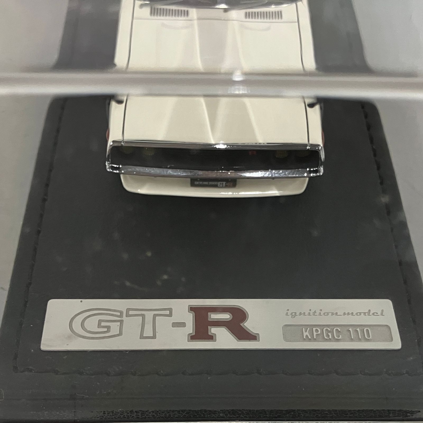 ignition model Nissan Skyline 2000 GT-R KPGC110 White