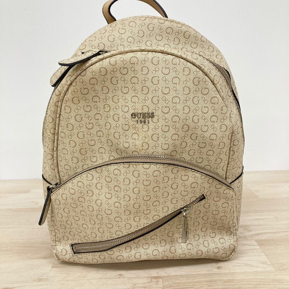 GUESS/ゲス リュックサック/バックパック ベージュ 総柄 モノグラム G 