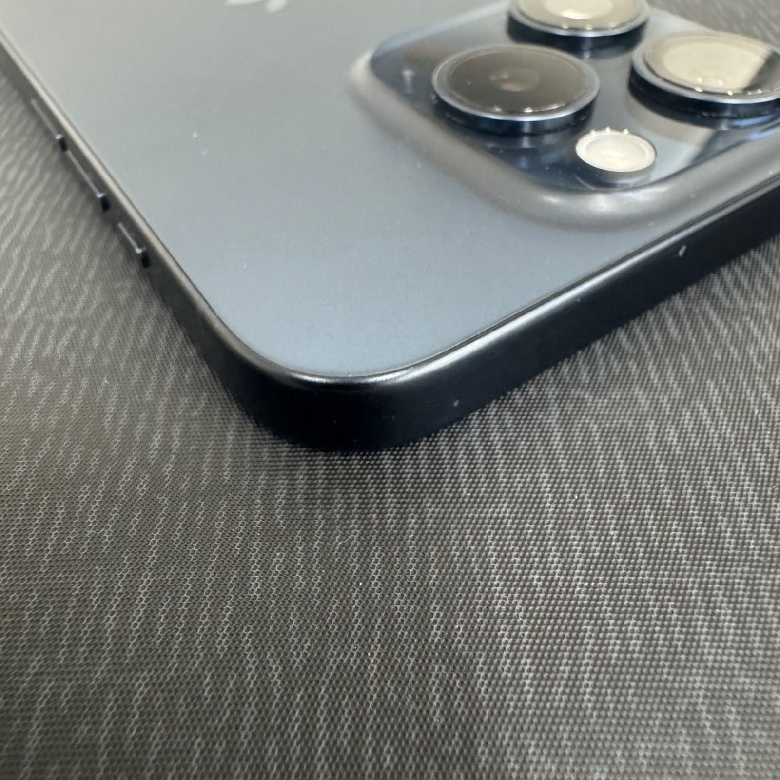iPhone 15 Pro 256GB ブルーチタニウム SIMロック解除済 - メルカリ