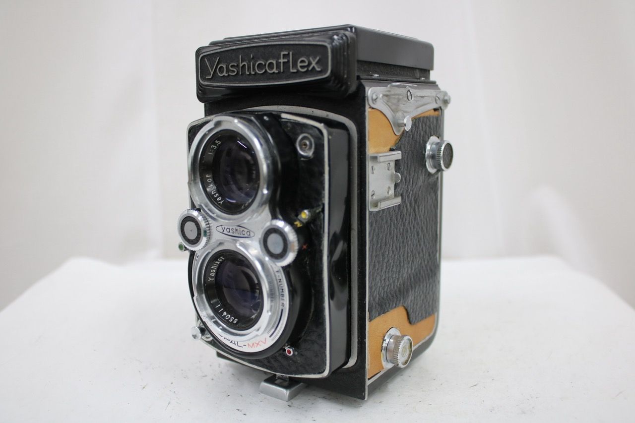 【返品保証】 ヤシカ Yashica YashicaFlex 80mm F3.5 二眼カメラ e16408