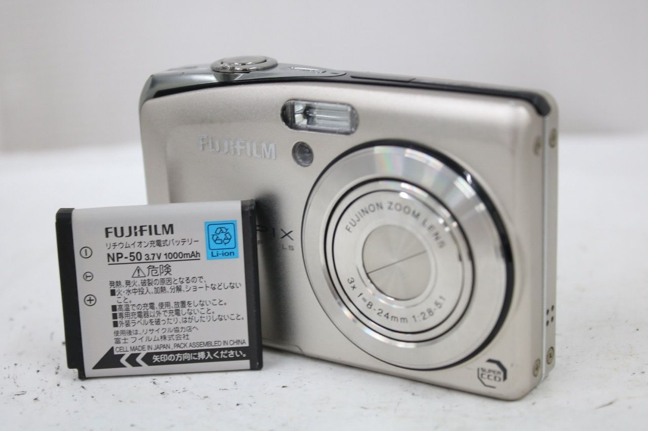 【返品保証】 フジフィルム Fujifilm FINEPIX F50fd 3x バッテリー付き コンパクトデジタルカメラ e16412