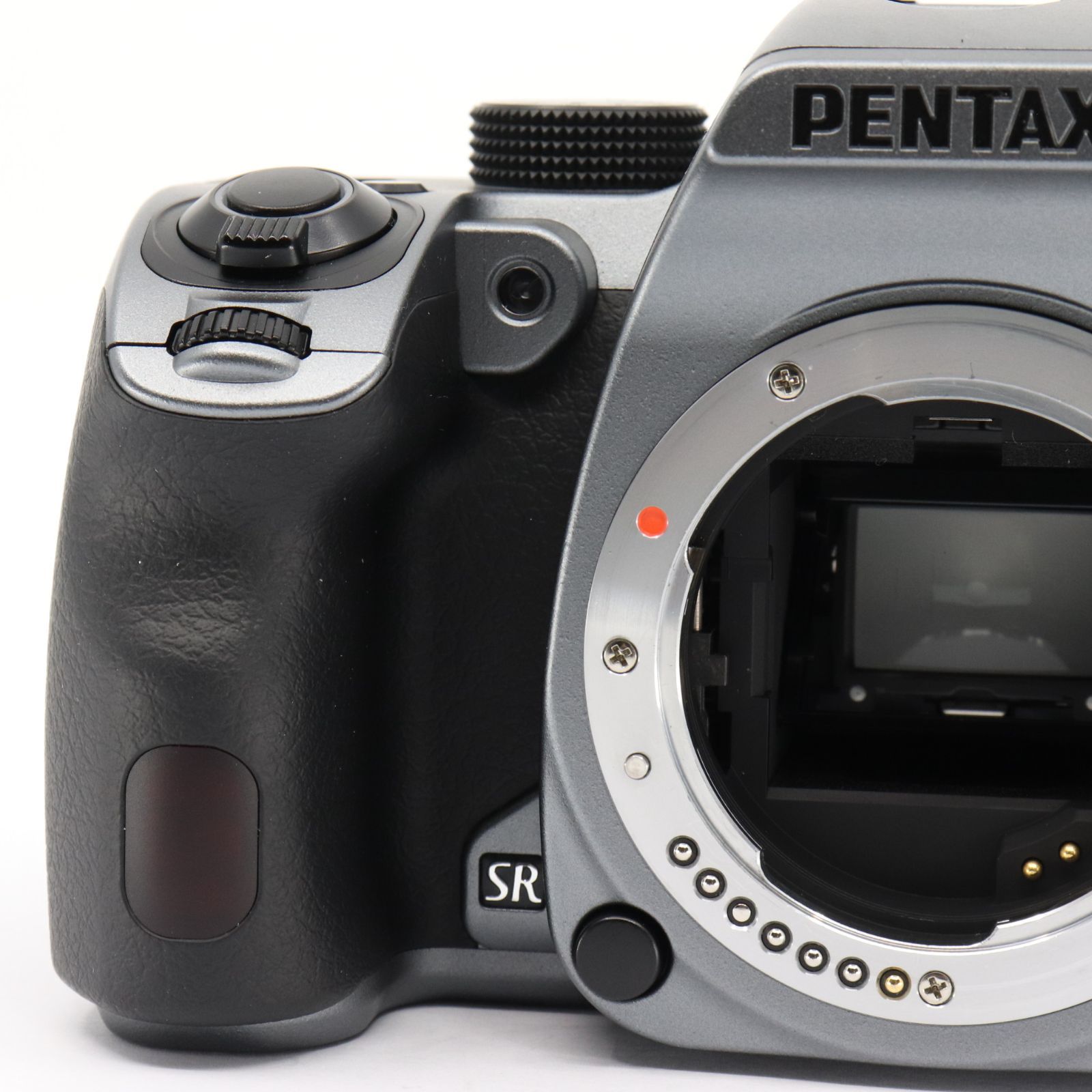 Pentax K-70 ボディ シルキーシルバーペンタックス シャッター回数242
