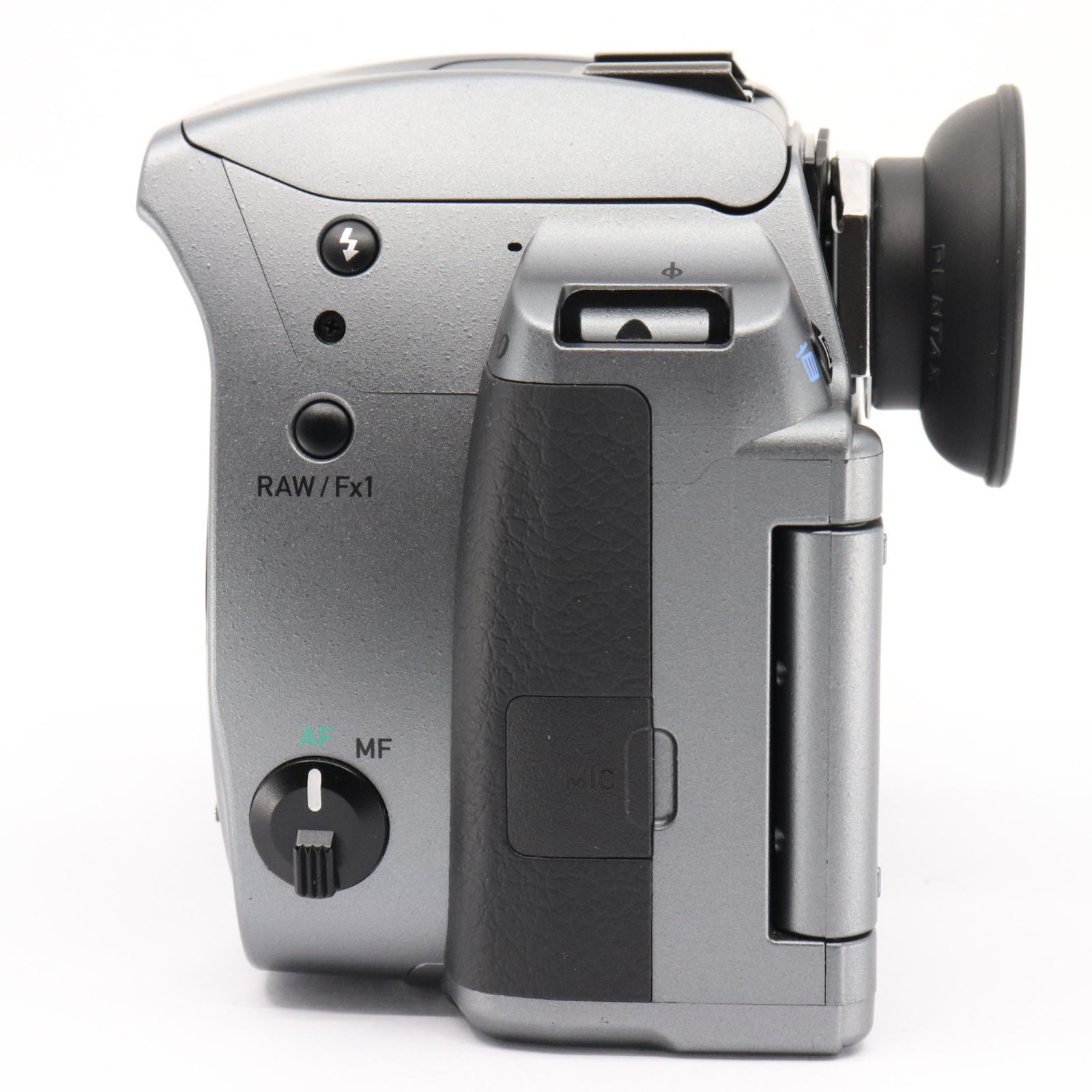 Pentax K-70 ボディ シルキーシルバーペンタックス シャッター回数242