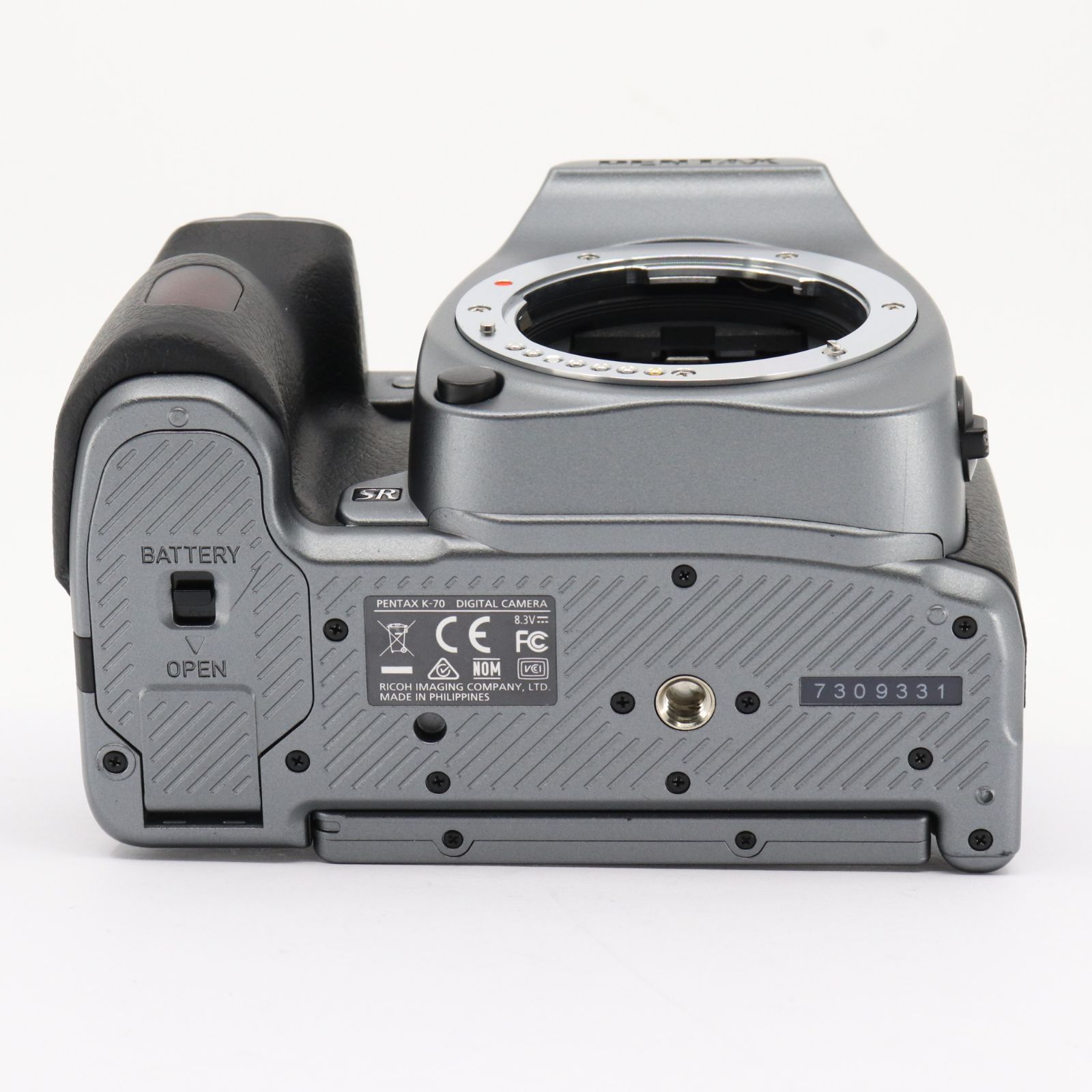 Pentax K-70 ボディ シルキーシルバーペンタックス シャッター回数242