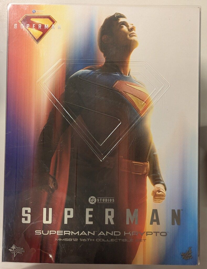 HOTTOYS MOVIE MASTERPIECE SUPERMAN AND KRYPTO MMS812