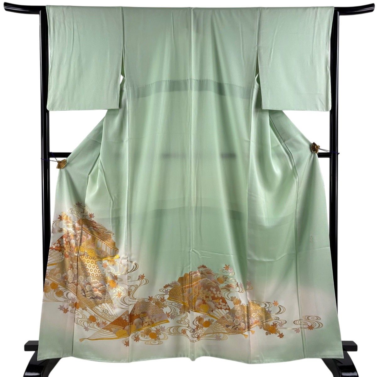 【美品】 色留袖 身丈164cm 裄丈64cm M 袷 和田光正 落款 扇 松梅 金銀彩 ぼかし 薄緑 正絹 名品 【中古】