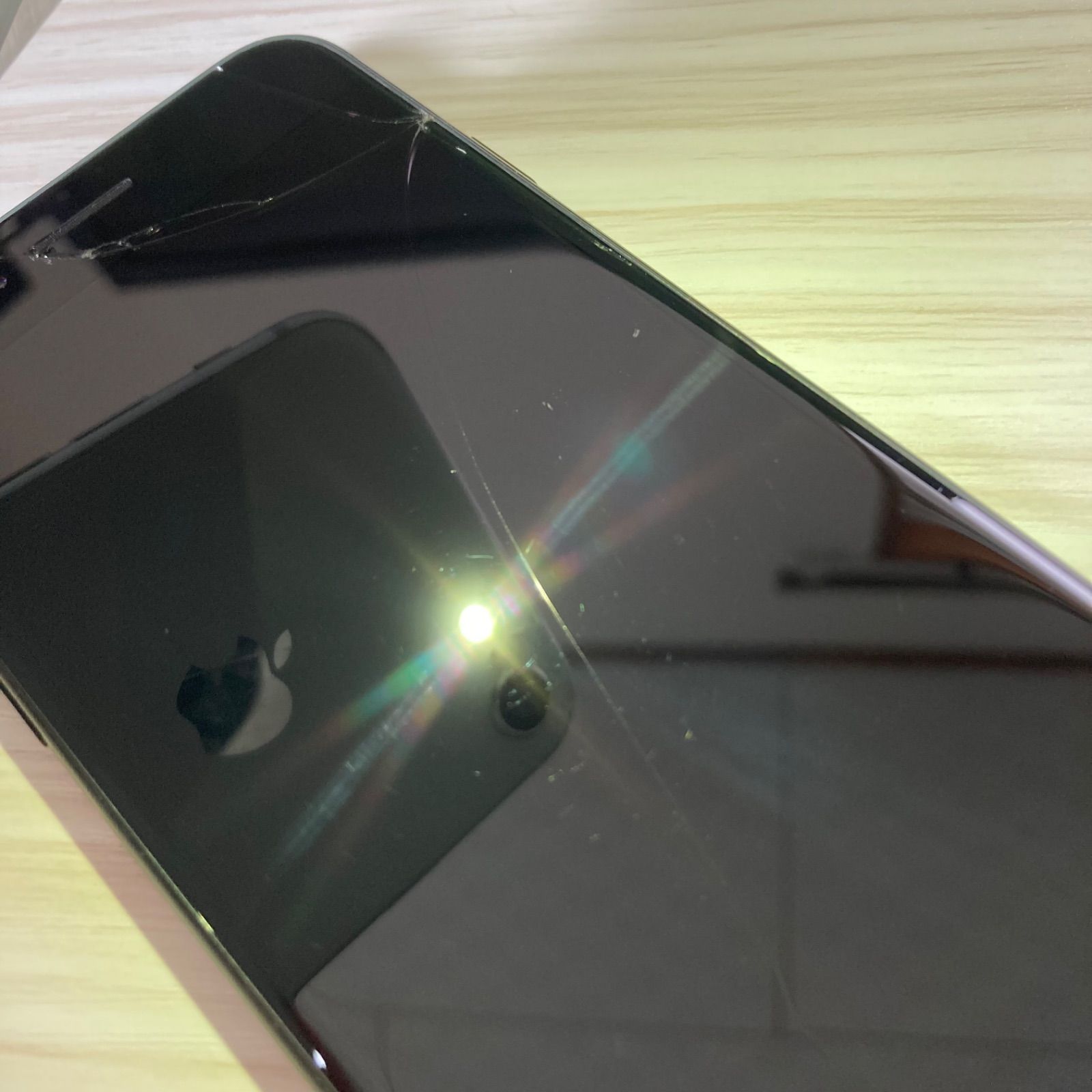 iPhone7 128GB JET BLACK バッテリー73% SIMフリー - メルカリ