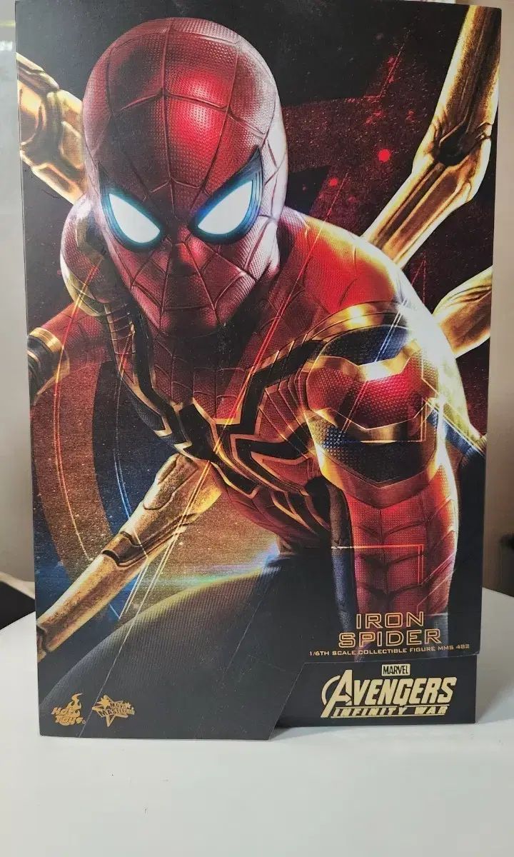 ホットトイズ アイアンマン スパイダーマン1 0