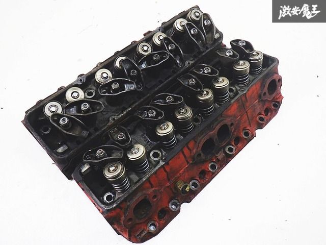【実動品/旧車】純正 GM シボレー コルベット V8エンジン スモールブロック シリンダーヘッド バルブ 左右 当時物