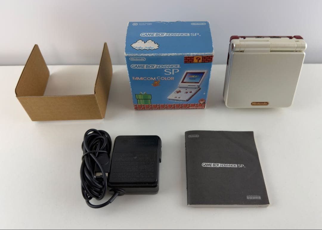 美品 ニンテンドー ゲームボーイアドバンス SP ファミコン 本体