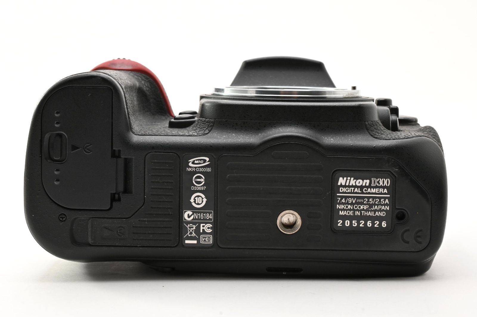 カメラ ☆美品☆ 《ショット数 30642回》 ニコン NIKON D300 ボディ #2556