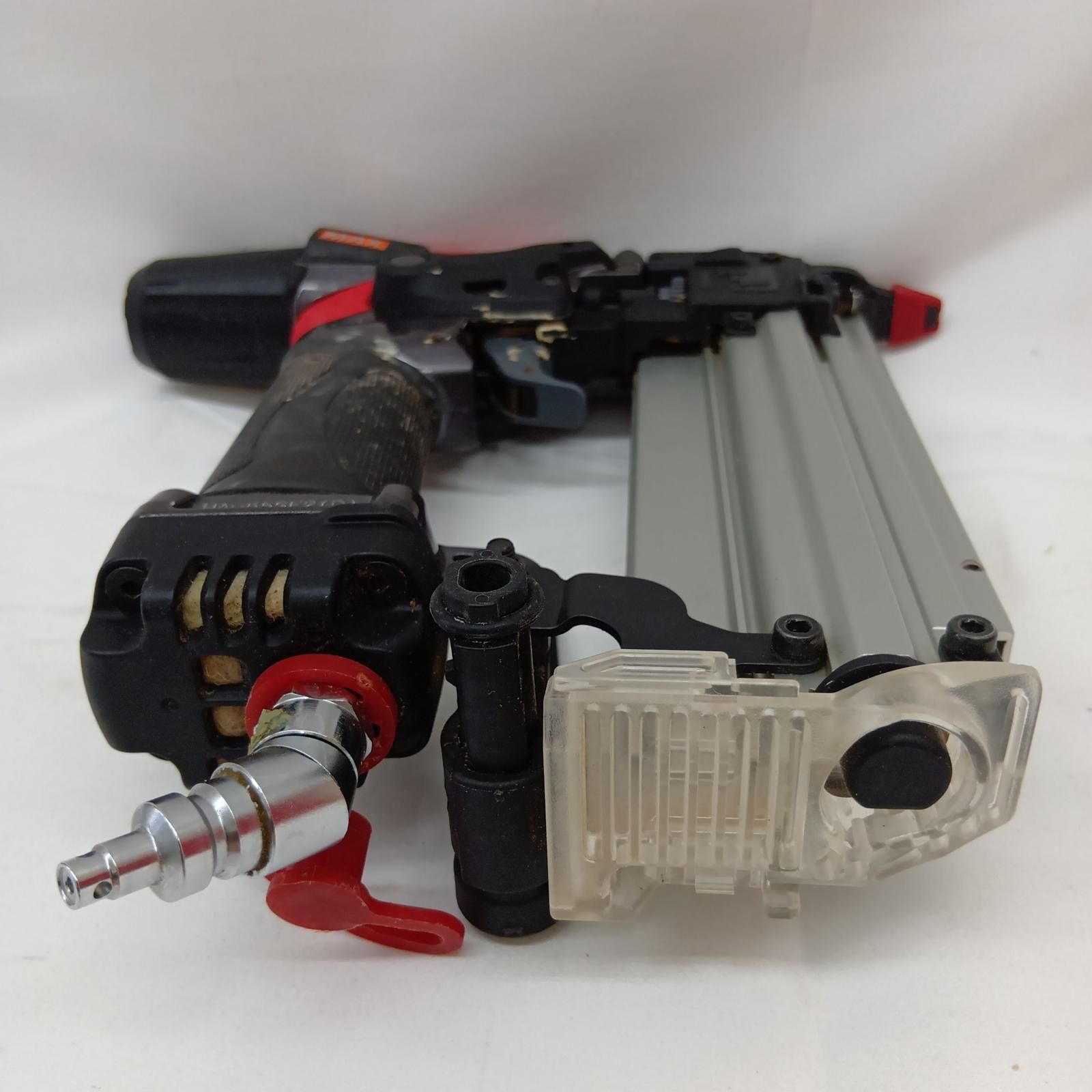 MAX(マックス) HA-55SF2(D) 高圧フィニッシュネイラ 高圧55ｍｍ 中古C ケース付き