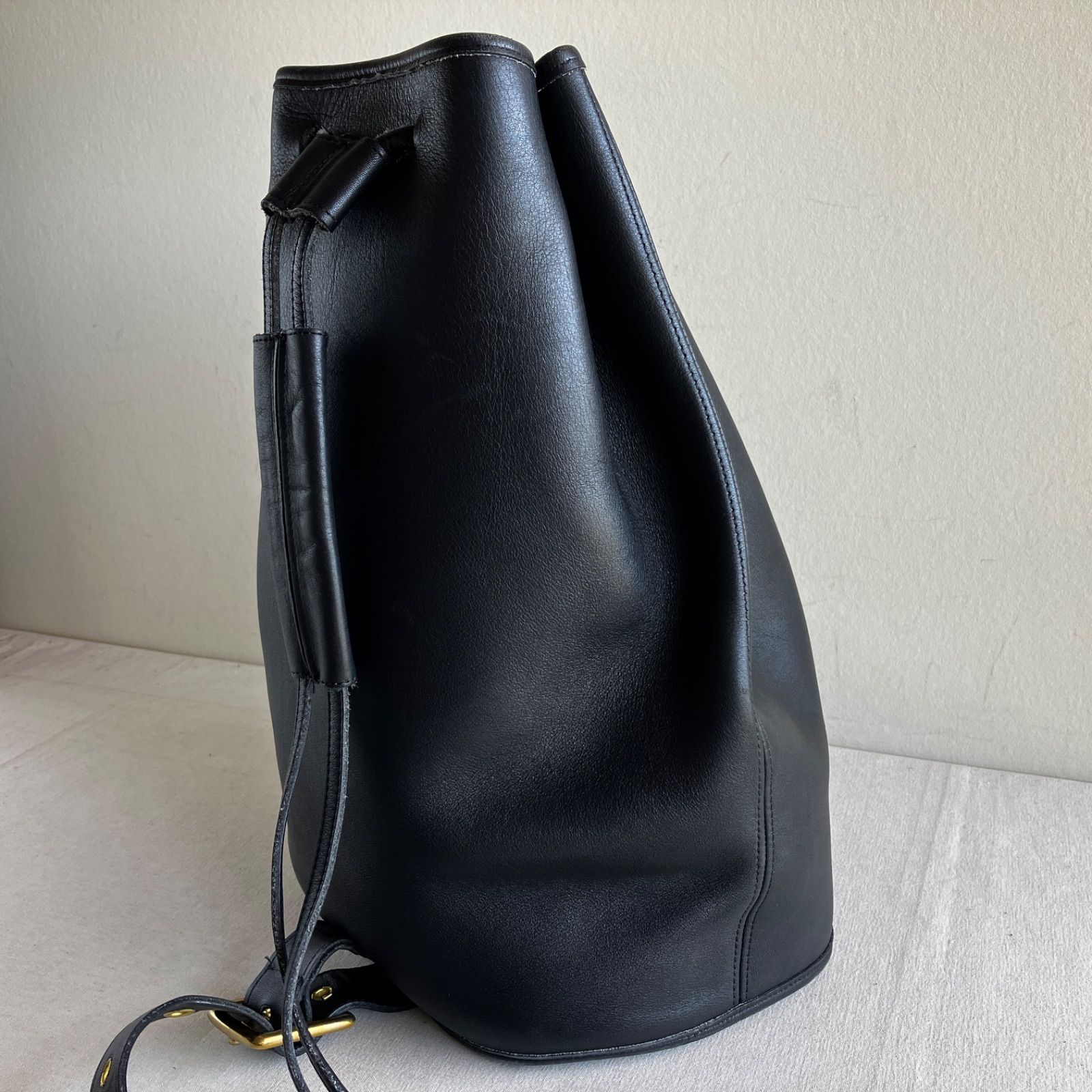Vintage Coach The Sling Bag 9929 Black Glove Tanned Leather 