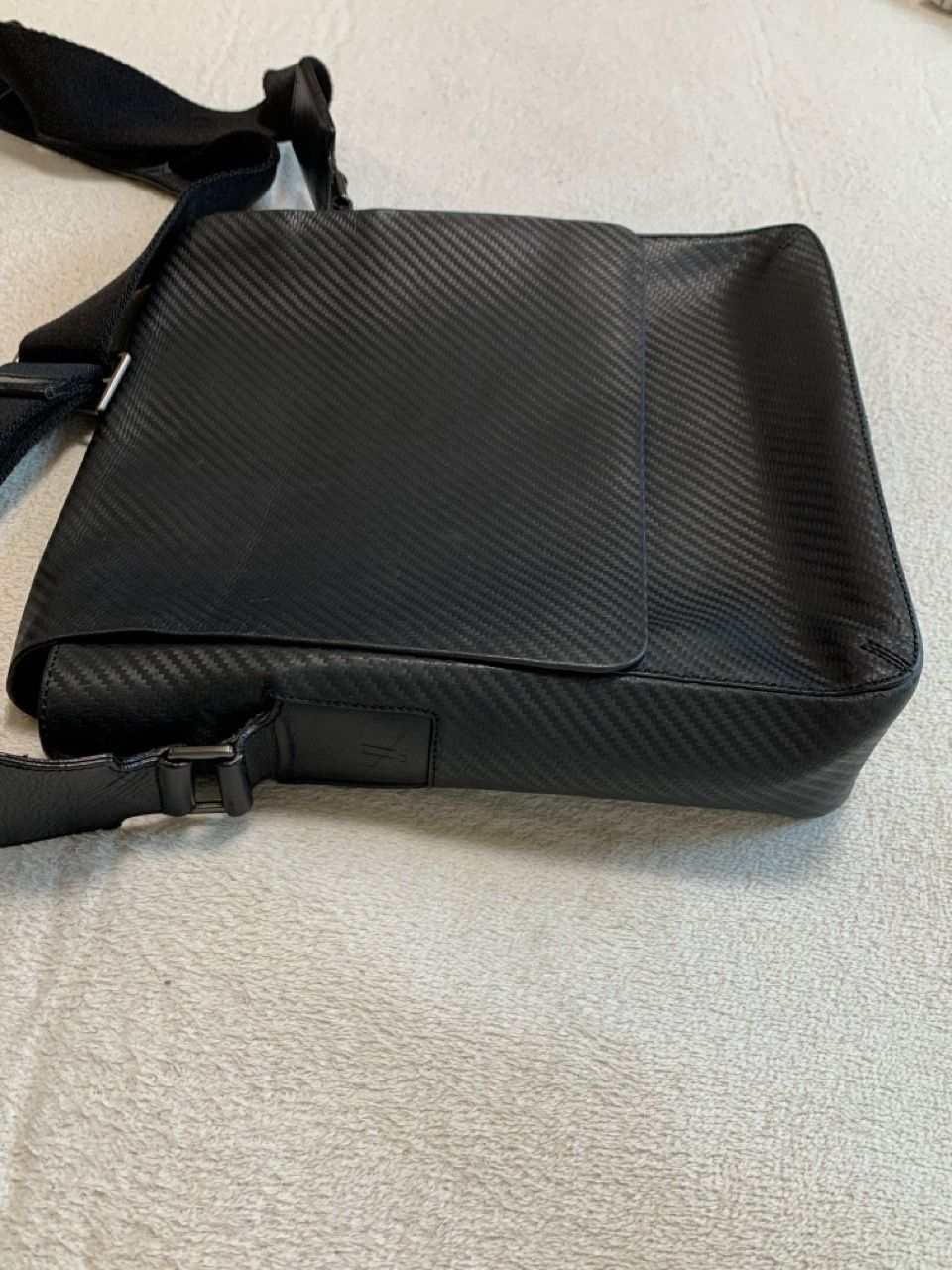 dunhill ダンヒル ショルダーバッグ シャーシ カーボン加工 ブラック