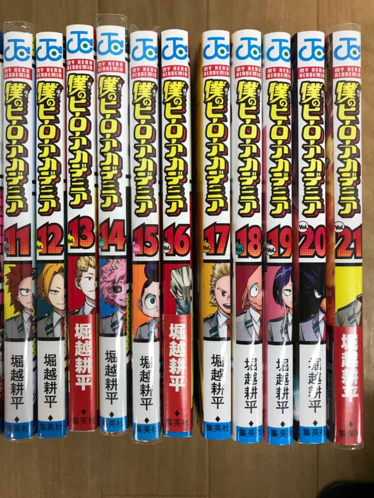 ②【未開封あり】 僕のヒーローアカデミア 1～42巻 全巻＋キャラクター