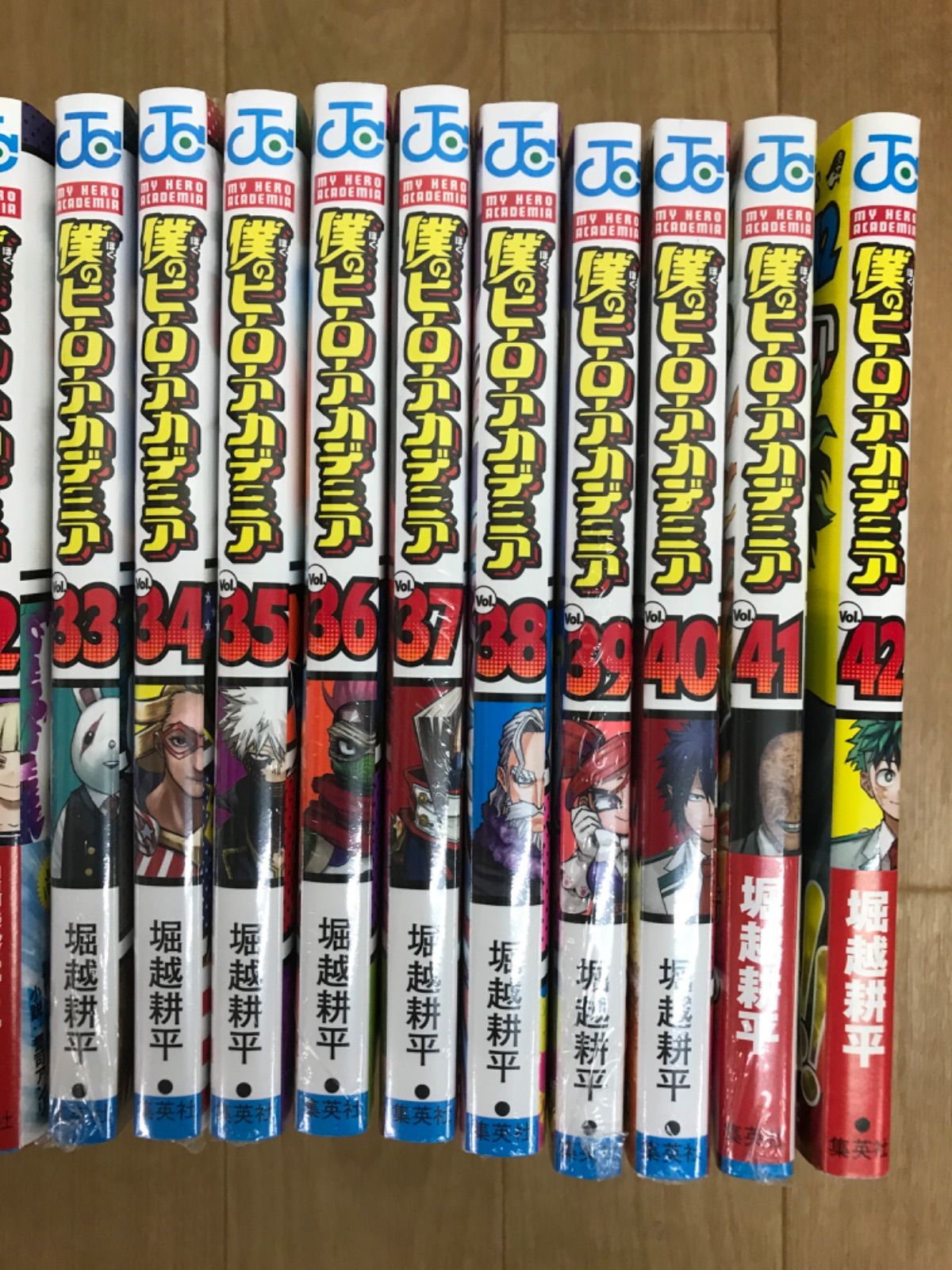②【未開封あり】 僕のヒーローアカデミア 1～42巻 全巻＋キャラクター