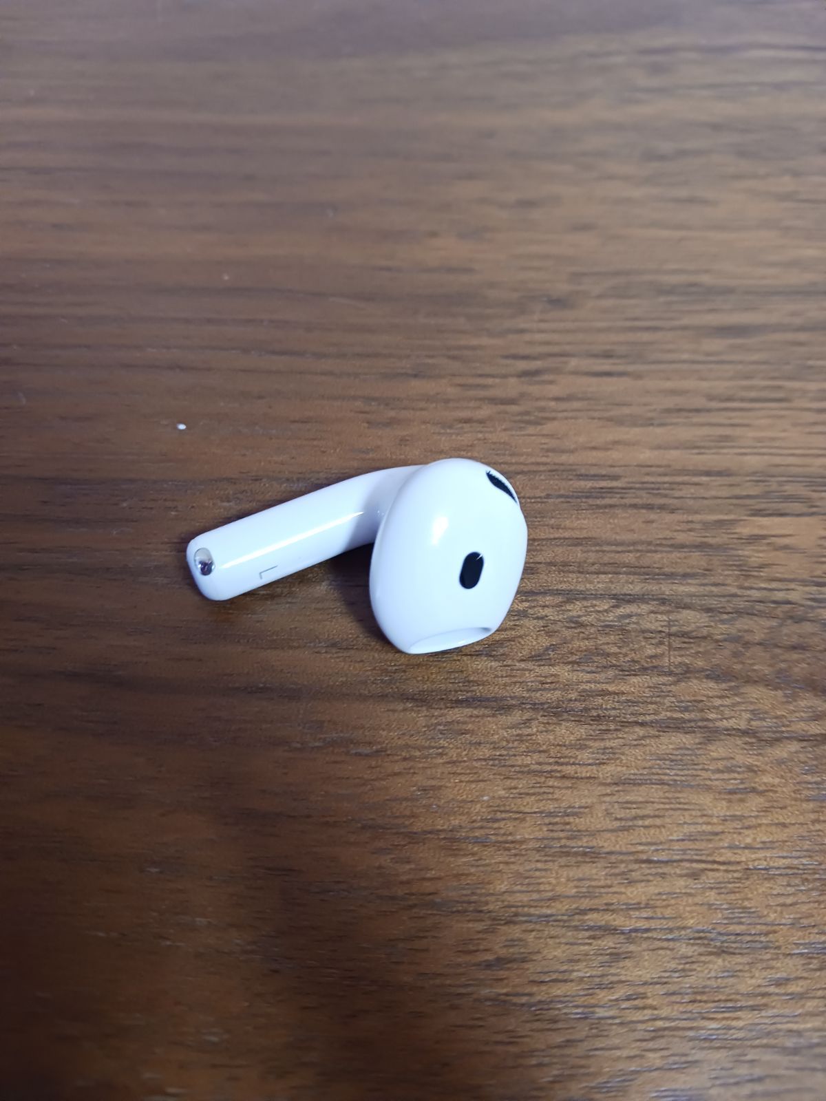 美品（正規品）Apple AirPods 4世代 片耳 L 片方 左耳 ノイキャン無し