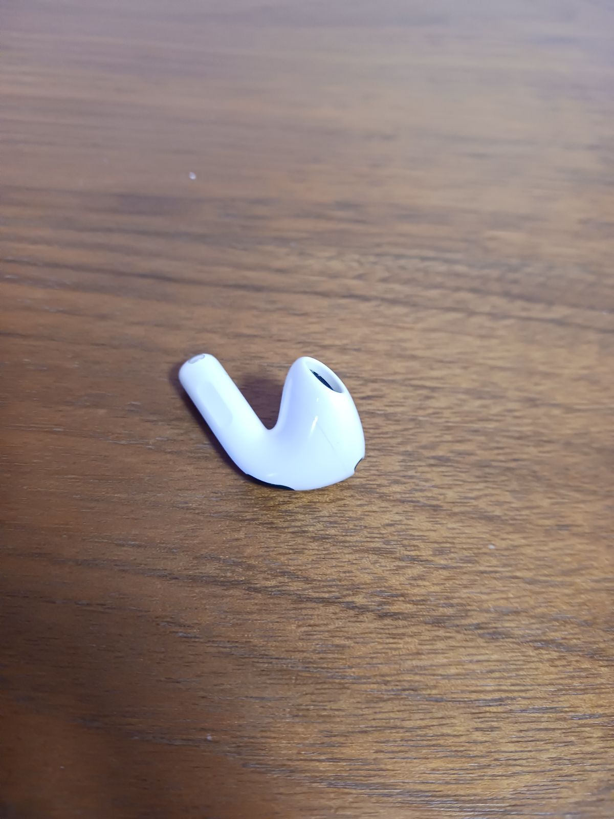 美品（正規品）Apple AirPods 4世代 片耳 L 片方 左耳 ノイキャン無し