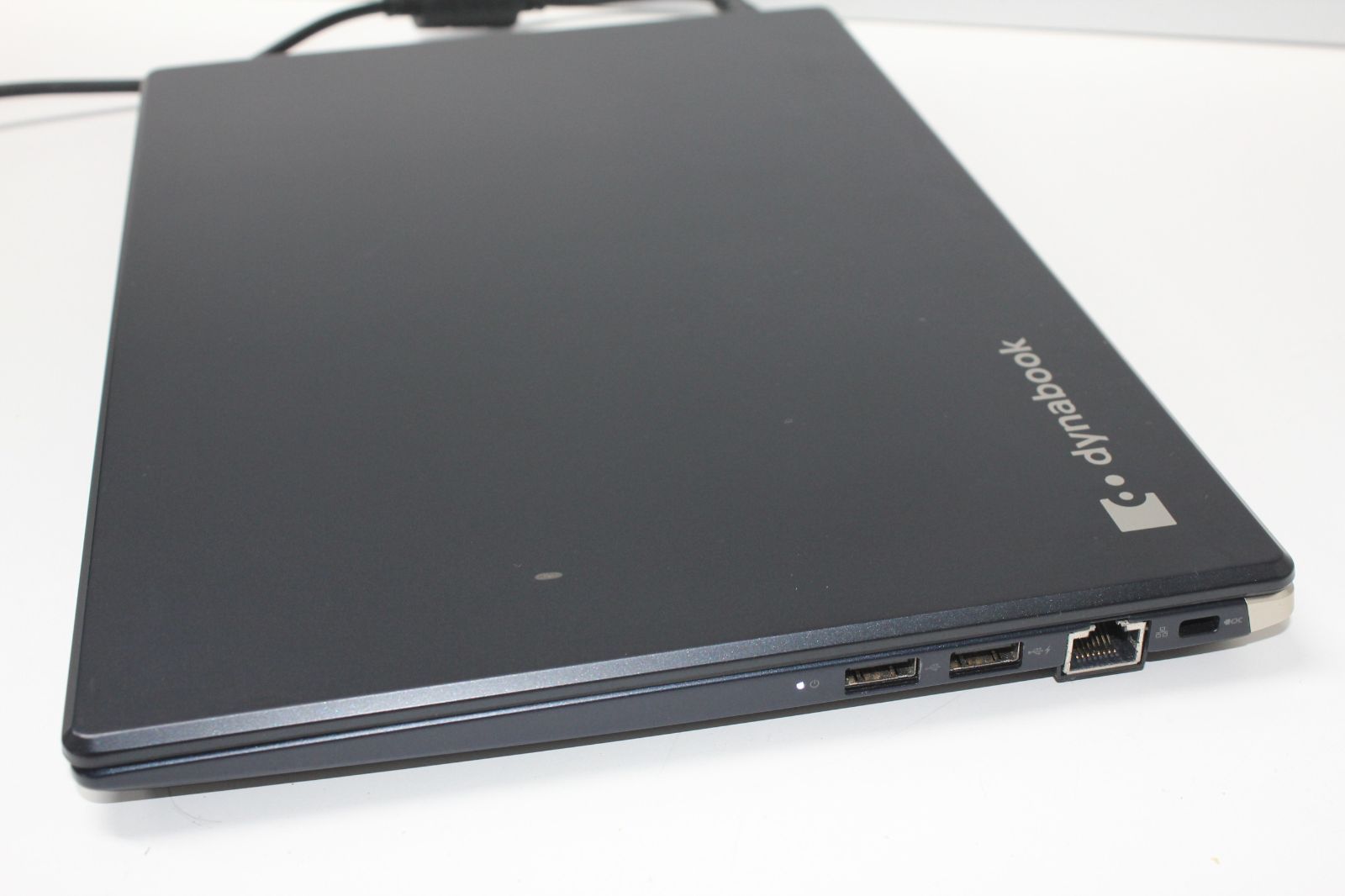 現状品/中古ノートPC】東芝〈dynabook G83/DN〉第8世代Core i5