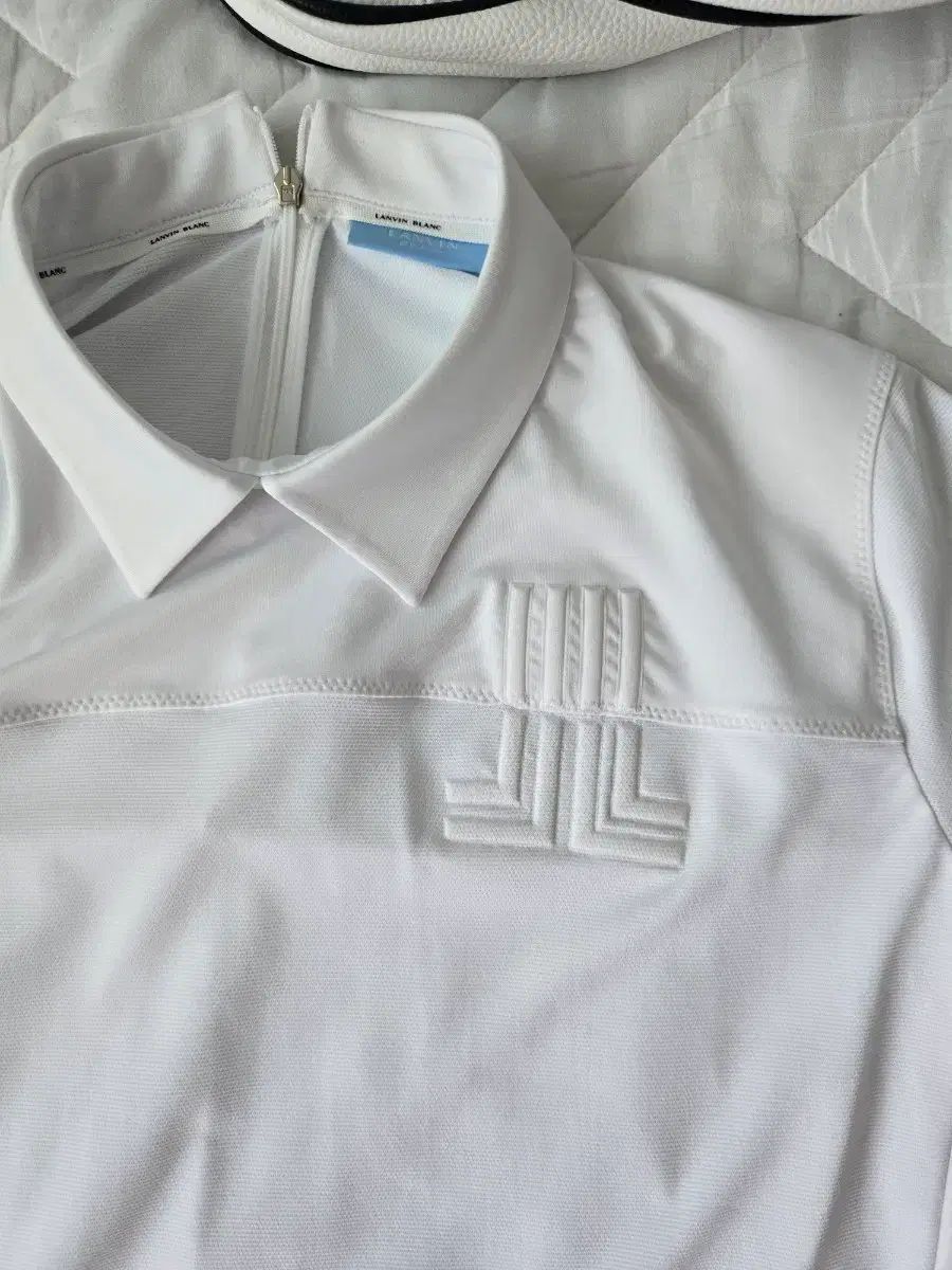 新品 LANVIN ランバン ブラン ゴルフウェア LANVIN ランバン ロゴ ポイント 半袖 カラーTシャツ 白