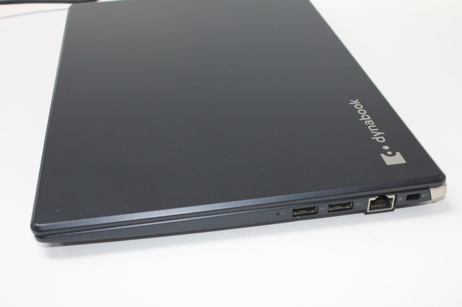現状品/中古ノートPC】東芝〈dynabook G83/DN〉第8世代Core i5