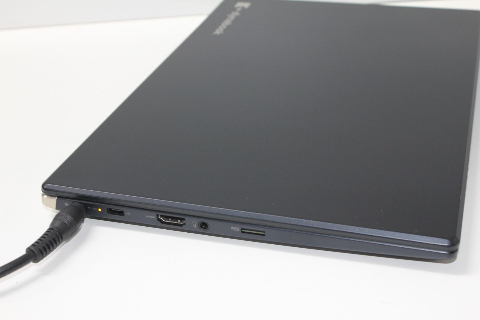 現状品/中古ノートPC】東芝〈dynabook G83/DN〉第8世代Core i5