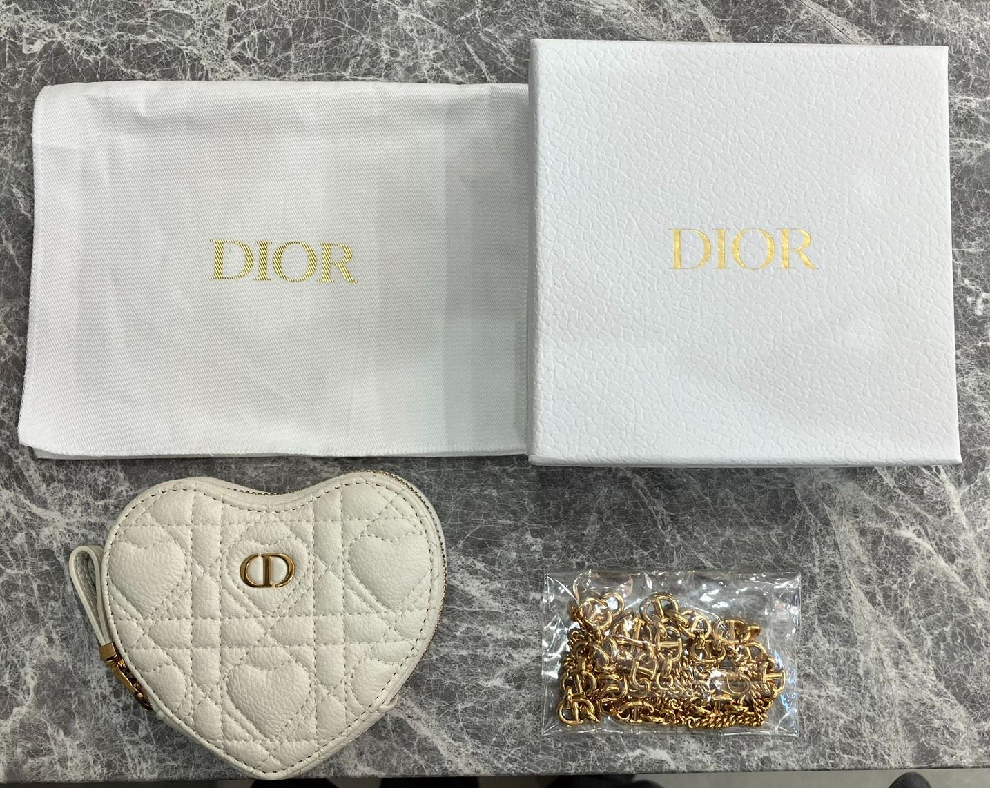 【送料無料】【箱付き】【Christian Dior 】クリスチャンディオール ハート形 キルティング チェーンショルダーバッグ