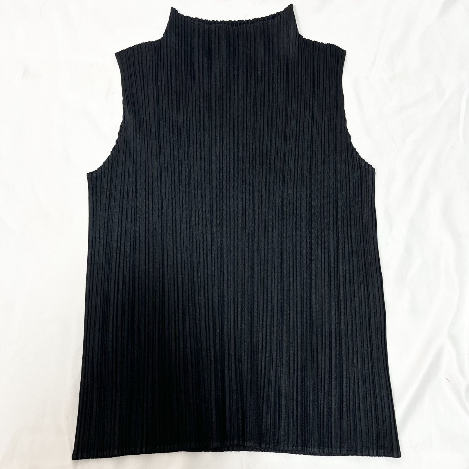 ISSEY MIYAKE イッセイミヤケ PLEATS PLEASE プリーツプリーズ