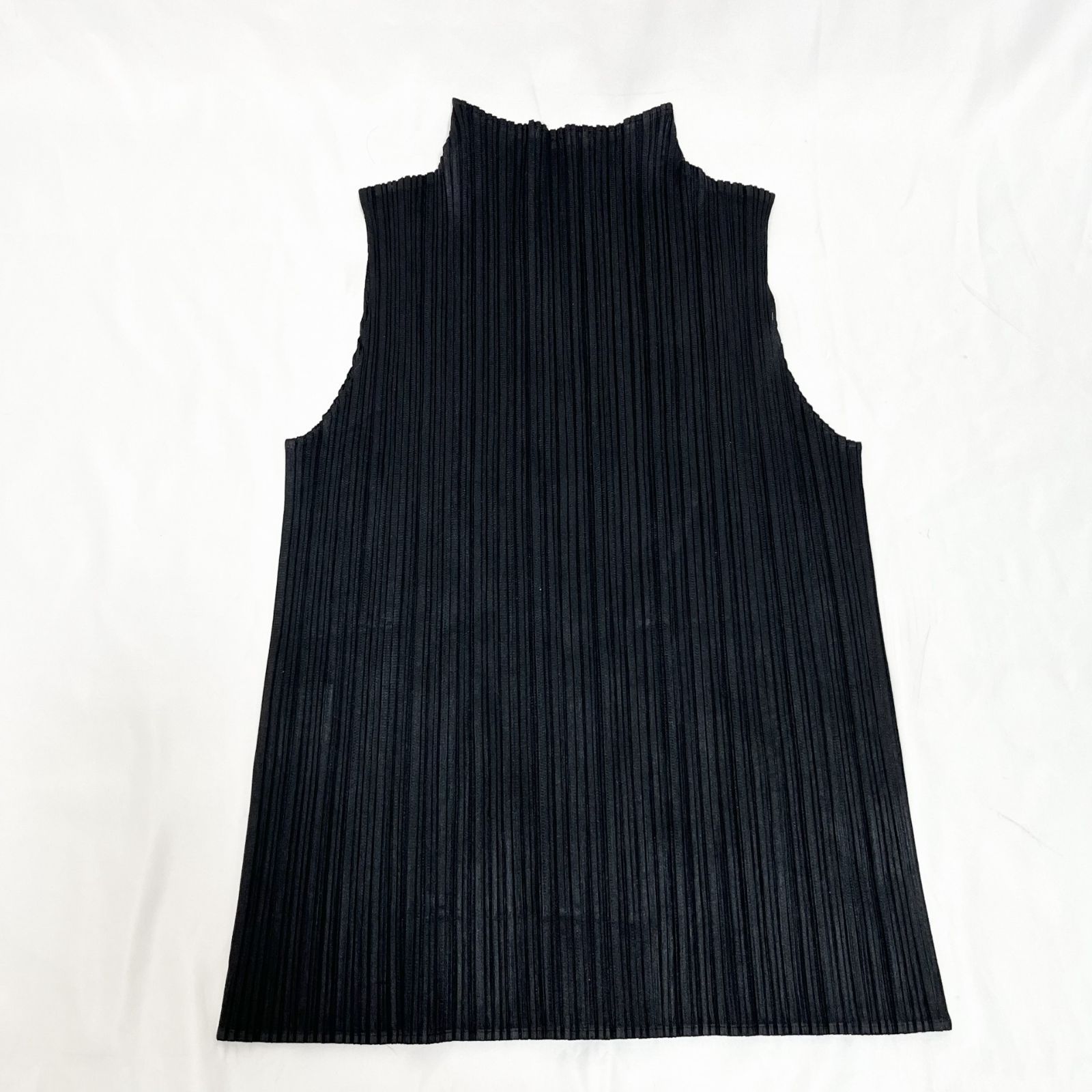 ISSEY MIYAKE イッセイミヤケ PLEATS PLEASE プリーツプリーズ
