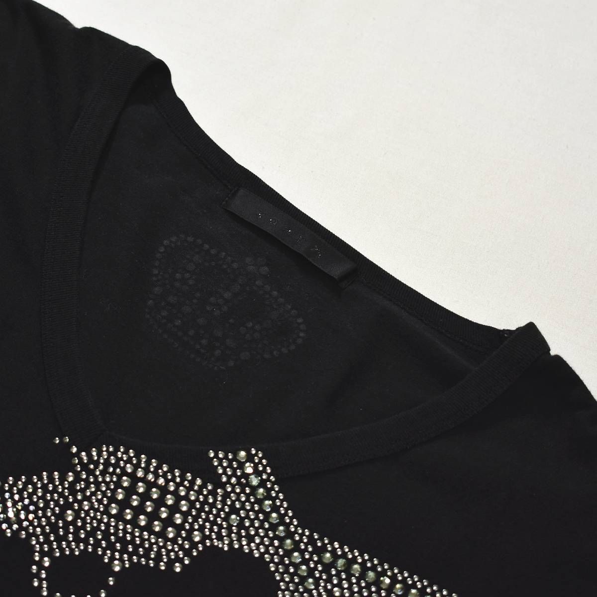 ロアー Roar 長袖 クロスガン ラインストーン Vネック Tシャツ ロンT