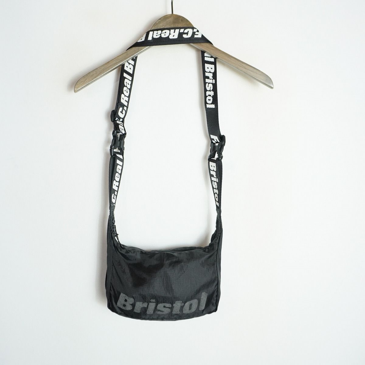 F.C.Real Bristol エフシーレアル ブリストル 2WAY SMALL SHOULDER BAG