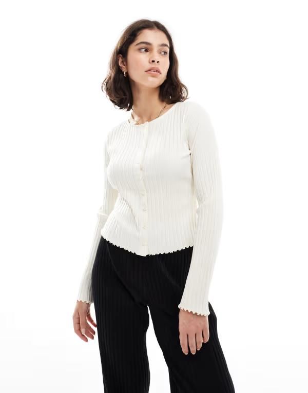 ミスセルフフリッジ レディース アウター カーディガン リブ Miss Selfridge chunky ribbed cardigan in cream CREAM クリーム