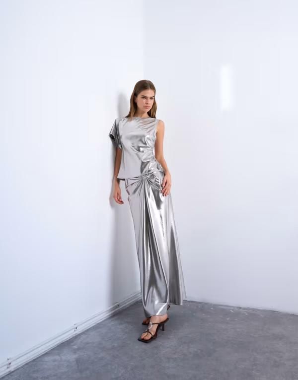 トップショップ レディース ボトムス スカート ミディ トール Topshop metallic knot lam midi skirt SILVER シルバー