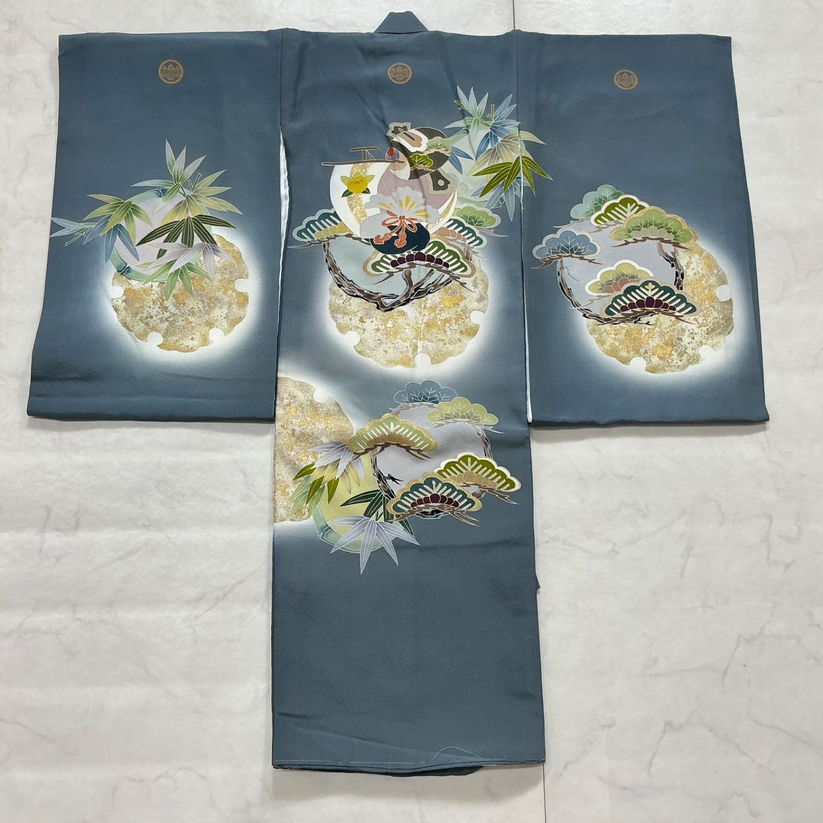 ◆kimono+one◆厳選◆未使用同然◆産着◆お宮参り◆仕付け糸付き◆縮緬◆正絹◆長襦袢付き◆五つ紋◆七五三◆男の子◆七五三お詣り男の子着物こどものひお正月卒業式十三詣り◆ U211