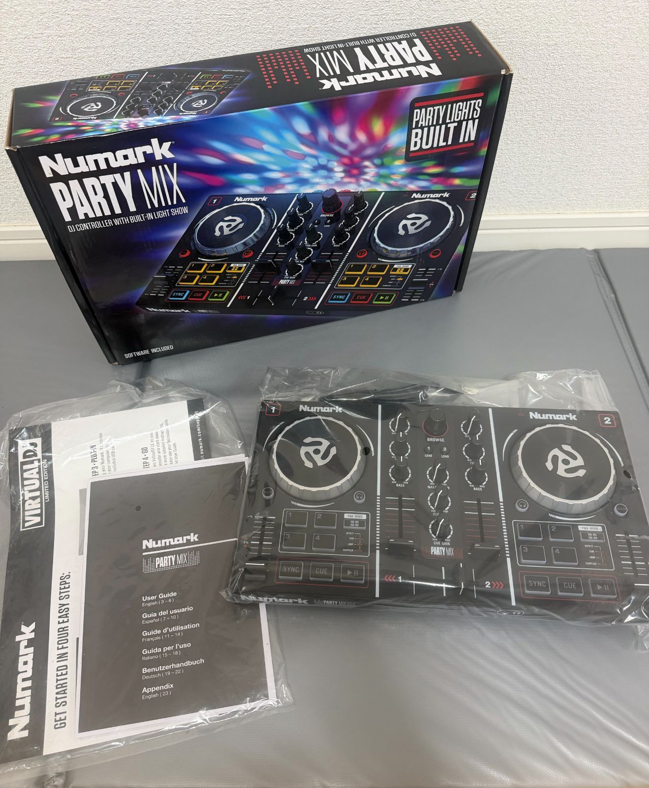 ほぼ新品】Numark PARTY MIX DJコントローラー 取扱説明書・元箱付