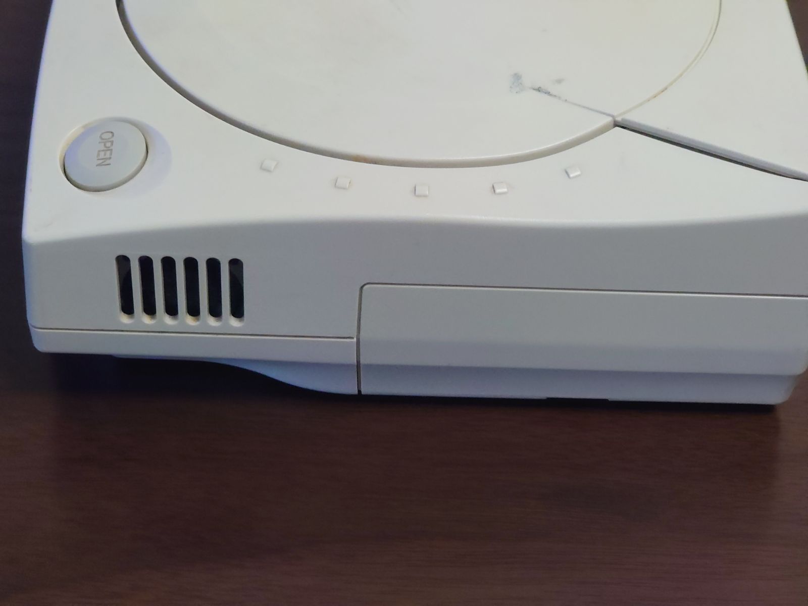 ジャンク品】SEGA ドリームキャスト 本体のみ（電源・画面出力OK