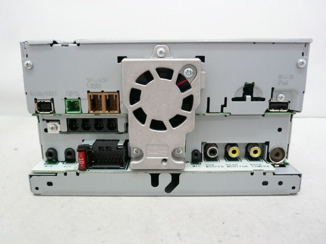 中古】 2026年版 カロッツェリア AVIC-RZ801-D メモリーナビ 地デジ