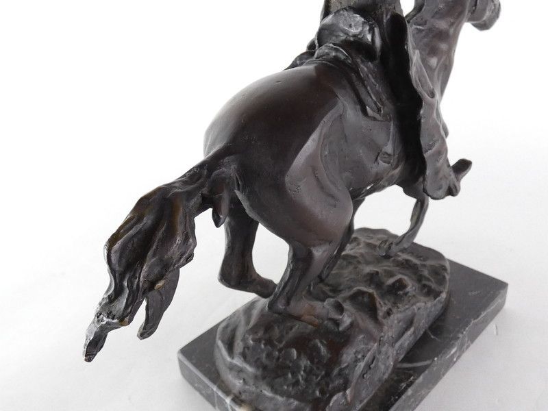 Frederic Remington「FILL YOUR HAND」ブロンズ像 約26cm フレデリック