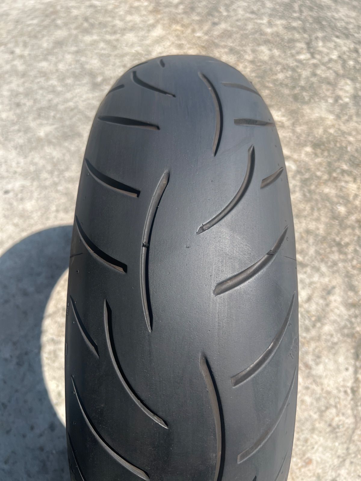 新品　在庫処分　メッツラー ロードテック Z8 160/60ZR17 メッツラー ロードテックZ8インタラクト 160/60ZR17 1417 - メルカリ