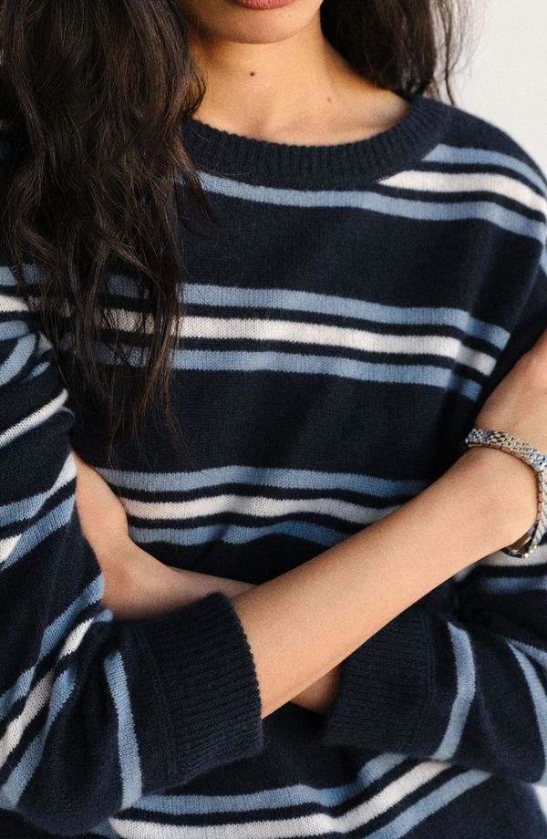 リフォーメーション レディース アウター パーカー・スウェット セーター Reformation Cashmere Boyfriend Sweater Navy Multi Stripe ネイビー