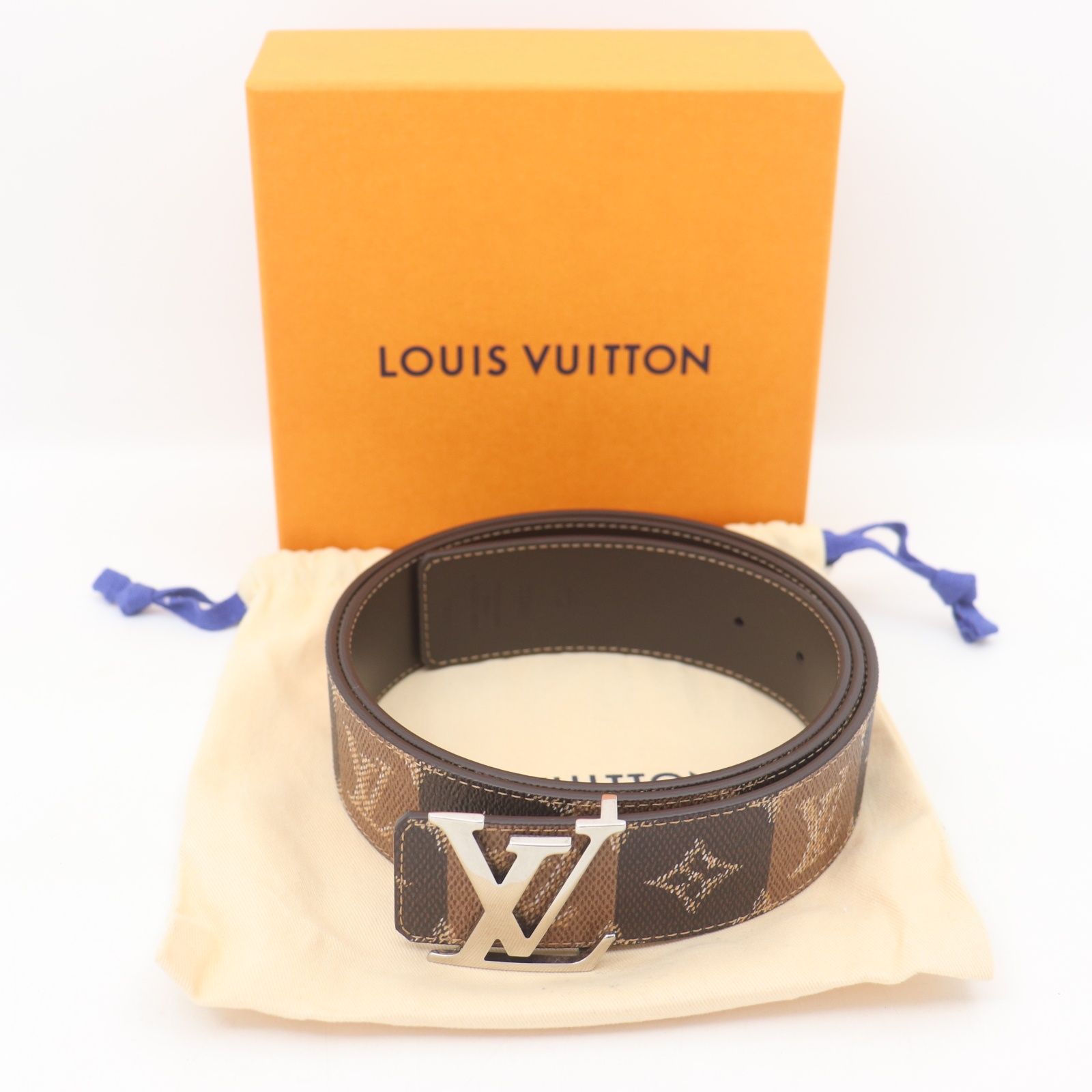 IT69S22JC6TE 未使用 保管品 LOUIS VUITTON ルイヴィトン イニシャル カレッジ モノグラム･ヘリテージ 40MM リバーシブル M4381U 箱 保存袋 IT69S22JC6TE 未使用 保管品 LOUIS VUITTON ルイヴィトン イニシャル